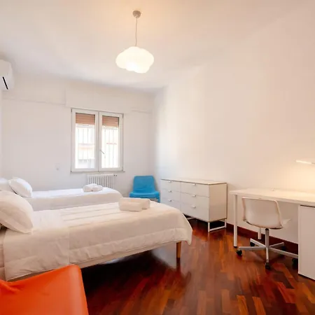 Mediterra Spacious 3* Bari